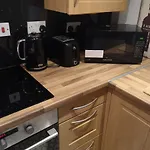 Glasgow Hampden Garden Flat