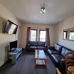 Carnarvon Street City Centre Apartment