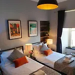 Cosy 3 Bedroom Flat In City Centre