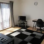 Cozy Off Road 2 Bedroom Cottage Apartment With Free Wi-Fi And Private Parking