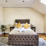 Stunning 5 Bedroom Apt, Close To City Centre, Sec, Hydro And Motorway