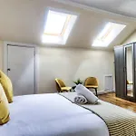 Stunning 5 Bedroom Apt, Close To City Centre, Sec, Hydro And Motorway