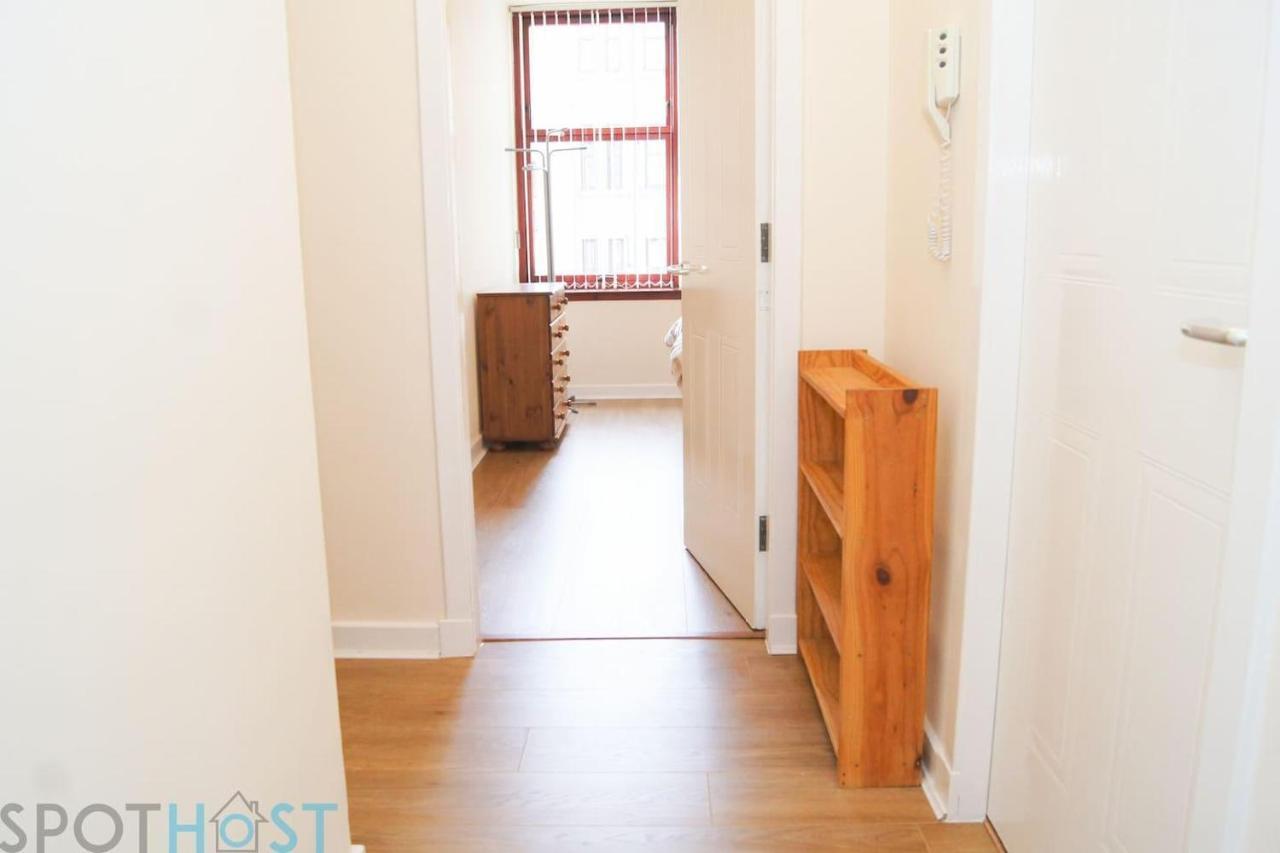 Apartment Exeter Drive Flat Glasgow