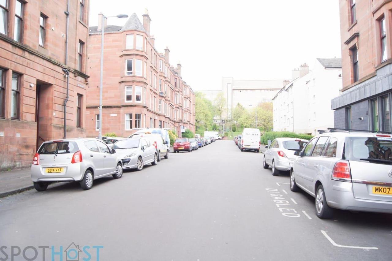 Exeter Drive Flat Apartment Glasgow