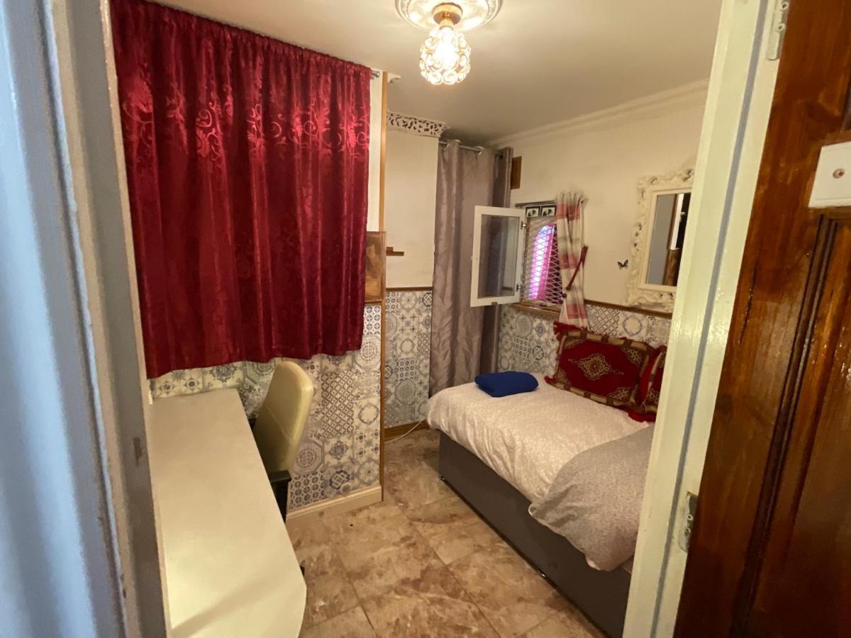 Glasgow City Multi Locations Guests House