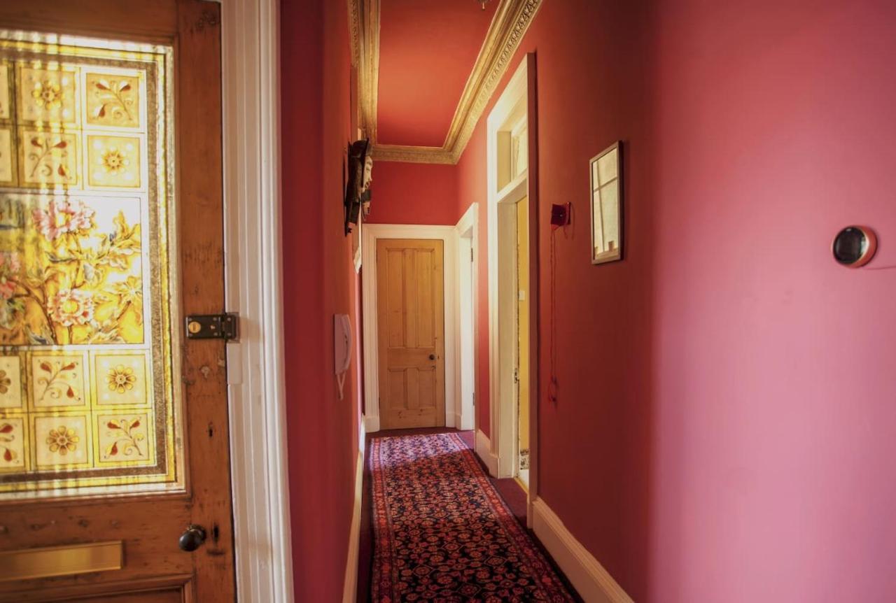 Unique Character 2bd, In Heart Of West End Apartment Glasgow