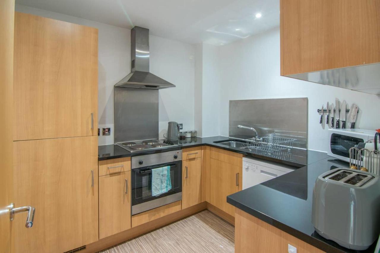 Modern 2 Bed Apartment, Next To Hydro And Secc! * Glasgow