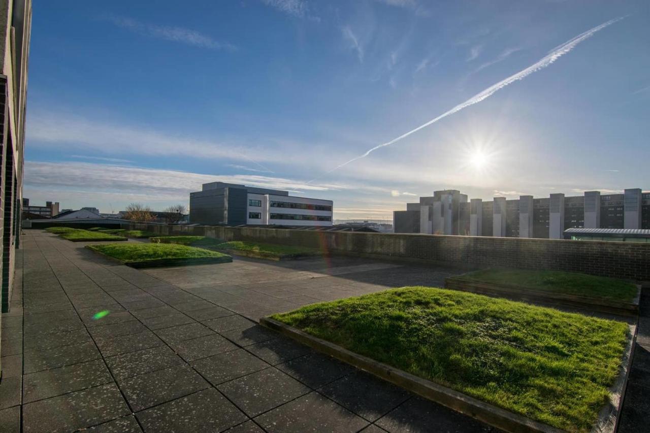 Modern 2 Bed Apartment, Next To Hydro And Secc! Glasgow