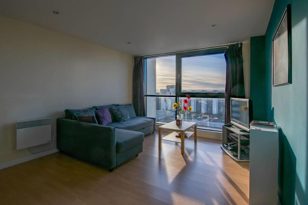 Modern 2 Bed Apartment, Next To Hydro And Secc! Apartment *