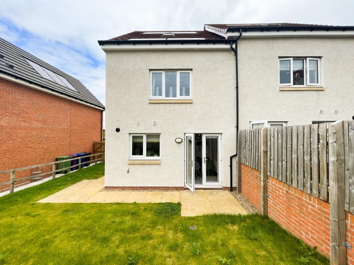 Holiday home Newly Developed 3 Bedroom *
