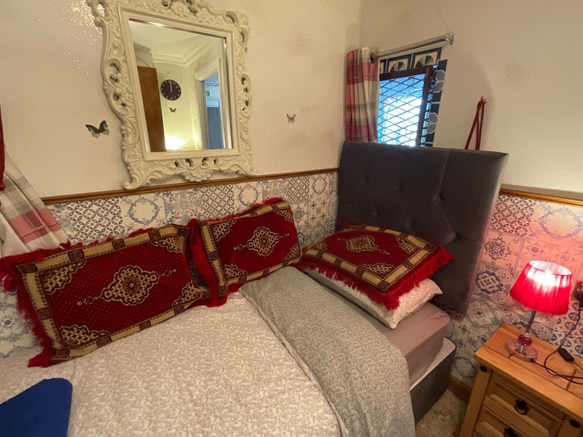 Apartment Glasgow City Multi Locations Guests House *