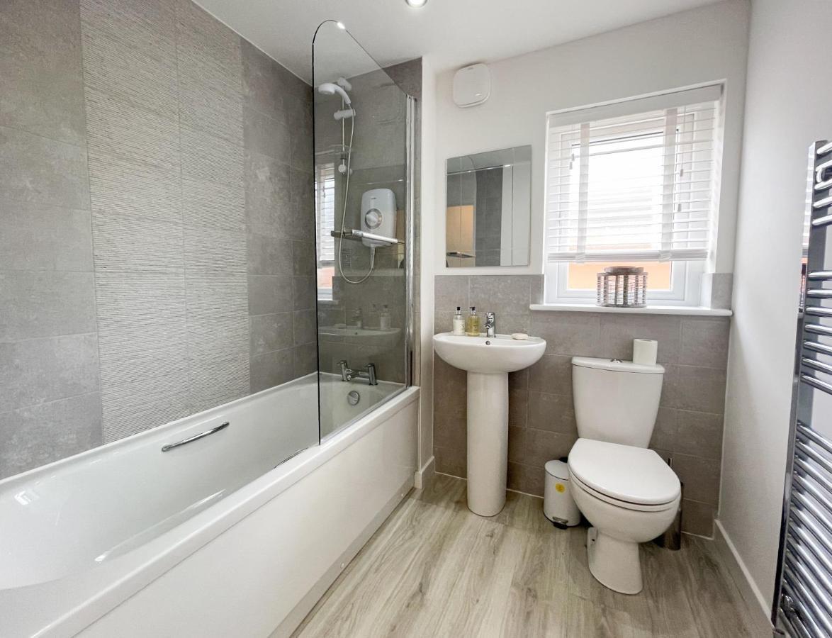 Newly Developed 3 Bedroom Holiday home Glasgow