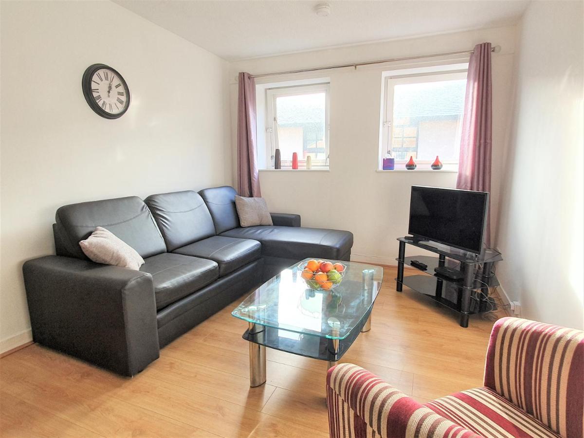 Apartment Modern One Bedroom Apt - City Centre & Freeparking *