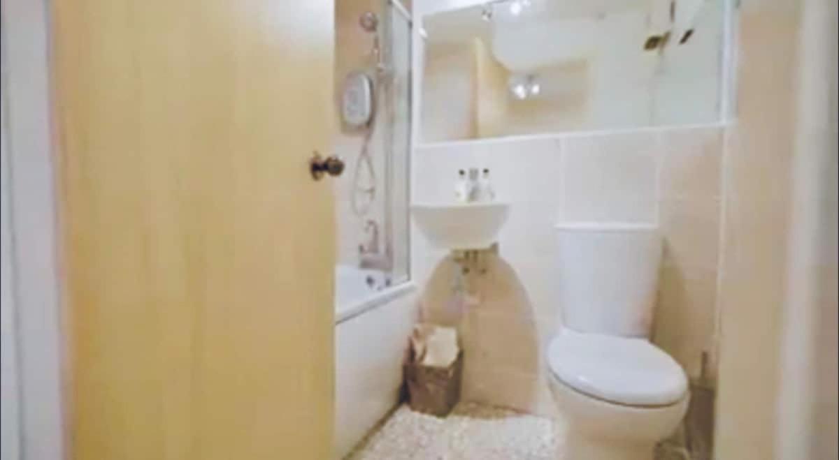 Centre G1 Penthouse With Riverviews - Duplex Apartment
