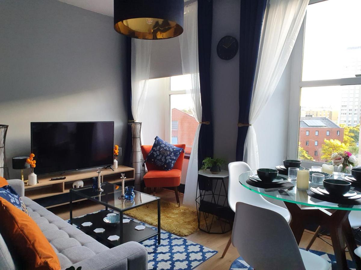 Apartment Cosy 3 Bedroom Flat In Centre *
