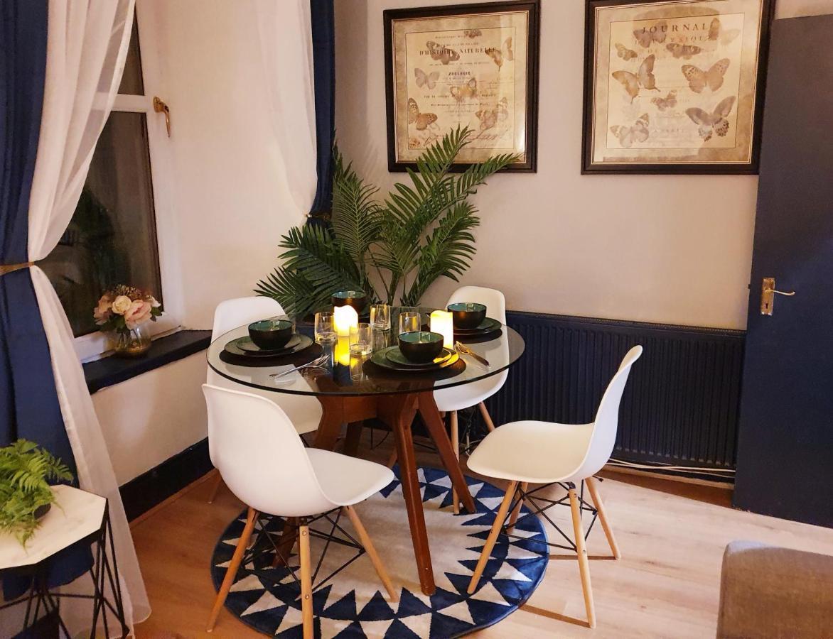 Cosy 3 Bedroom Flat In Centre *