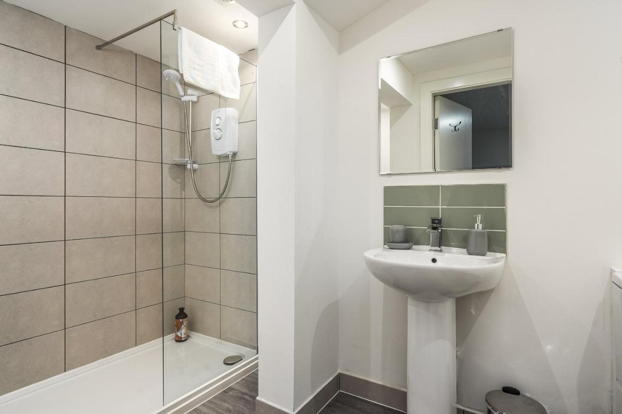 The Renfrew 4-bedroom, Centre Glasgow