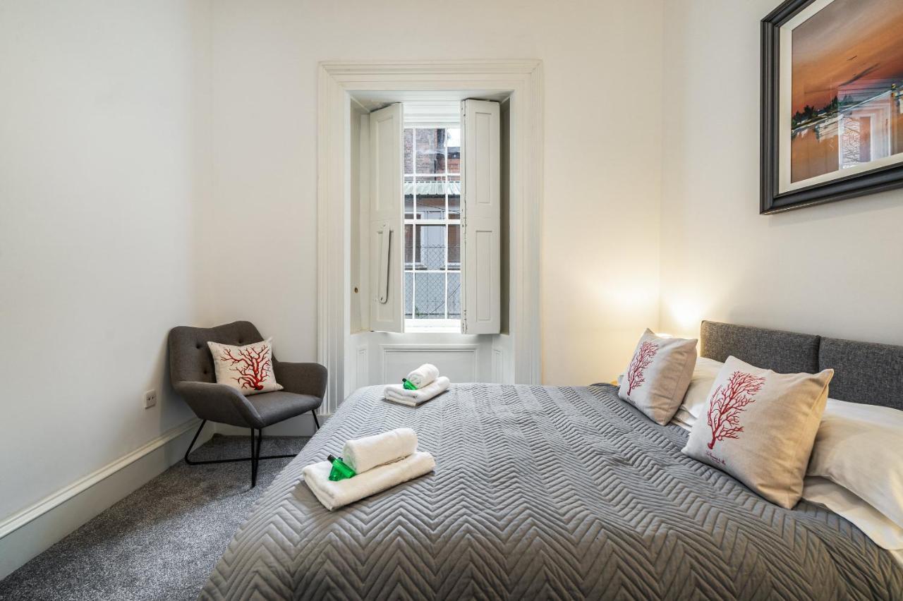 The Renfrew 4-bedroom, Centre *