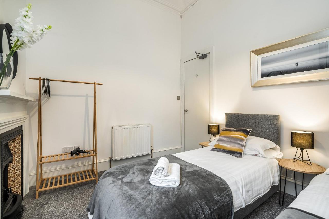 The Renfrew 4-bedroom, Centre Holiday home Glasgow