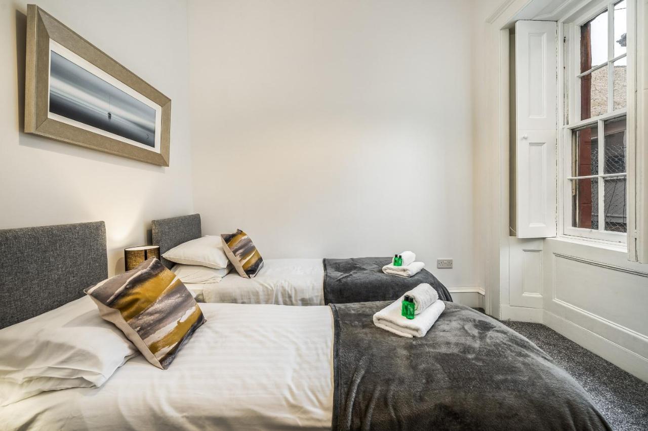 The Renfrew 4-bedroom, Centre *