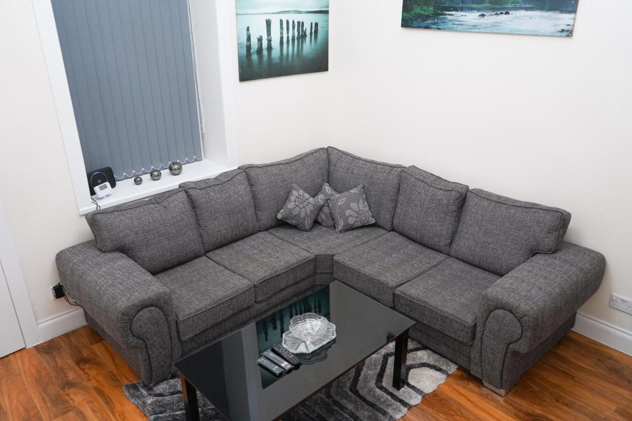 - 2 Bedroom Apartment *
