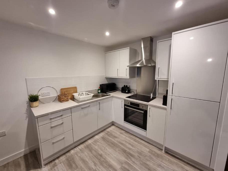 Apartment Gorgeous In The Town By Ap Management. *
