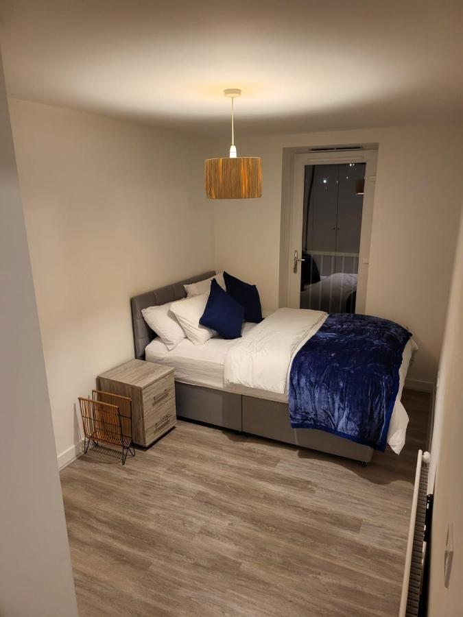 Gorgeous In The Town By Ap Management. Apartment
