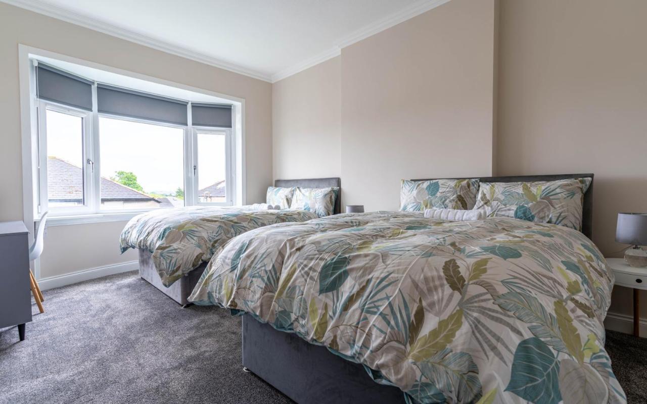 Homely House: 4-bedroom Comfort Near Centre * Glasgow
