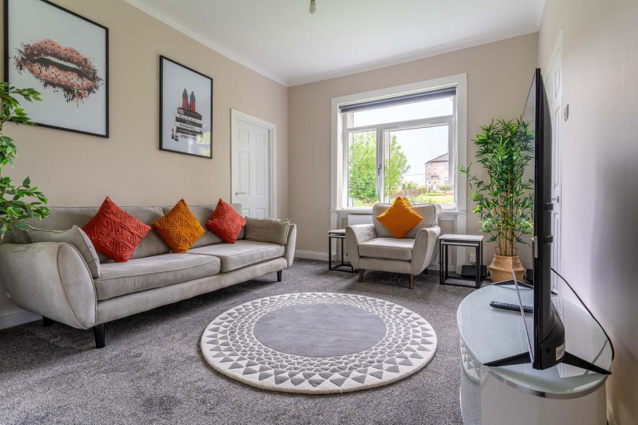 Homely House: 4-bedroom Comfort Near Centre * Glasgow