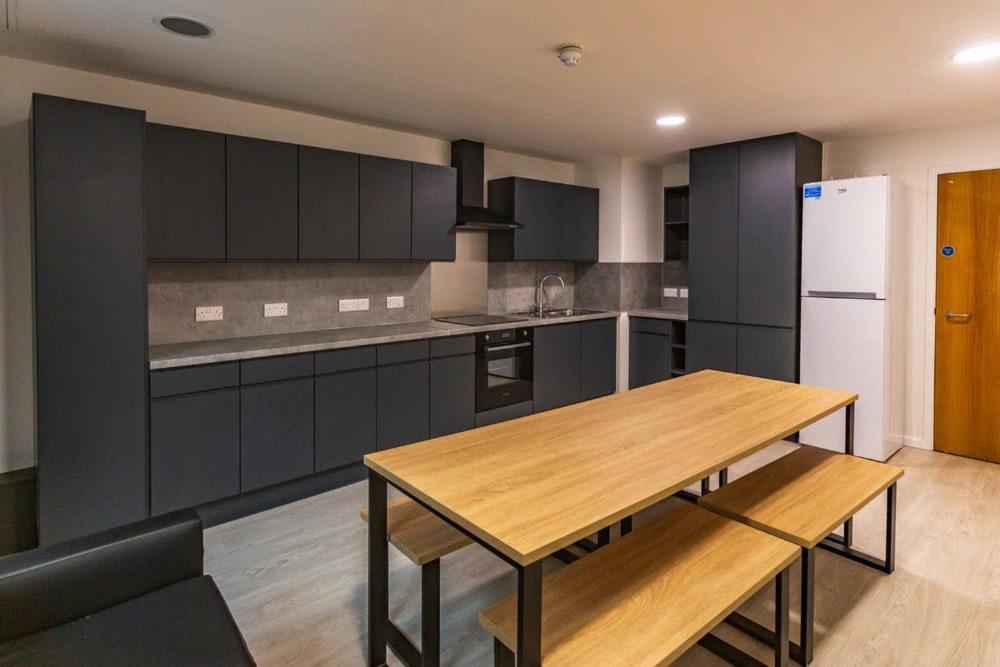 Apartment For Students Only Buchanan View In *