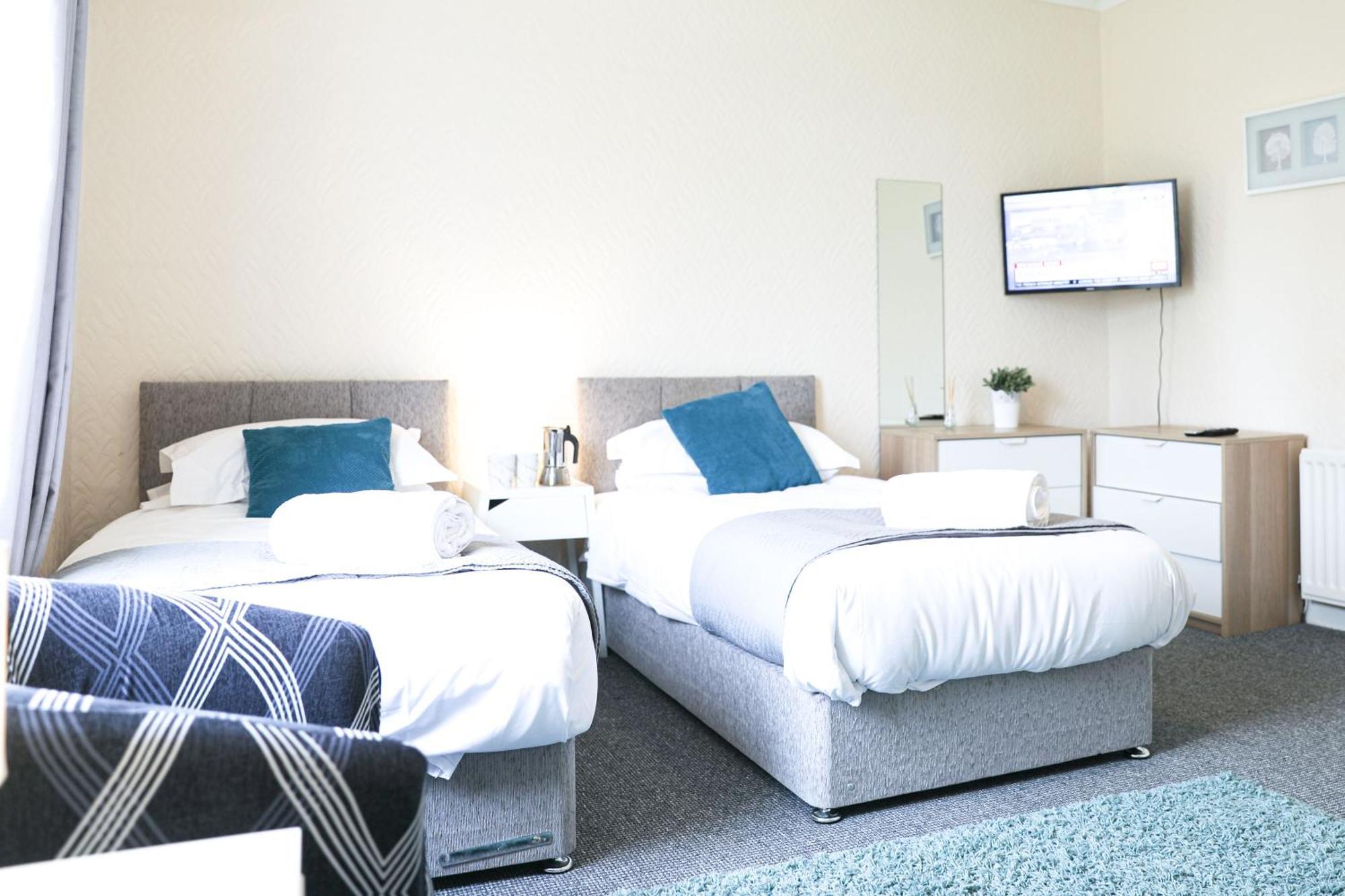 Apartment Glasgow, 3 Bed Close To Centre, Free Street Parking