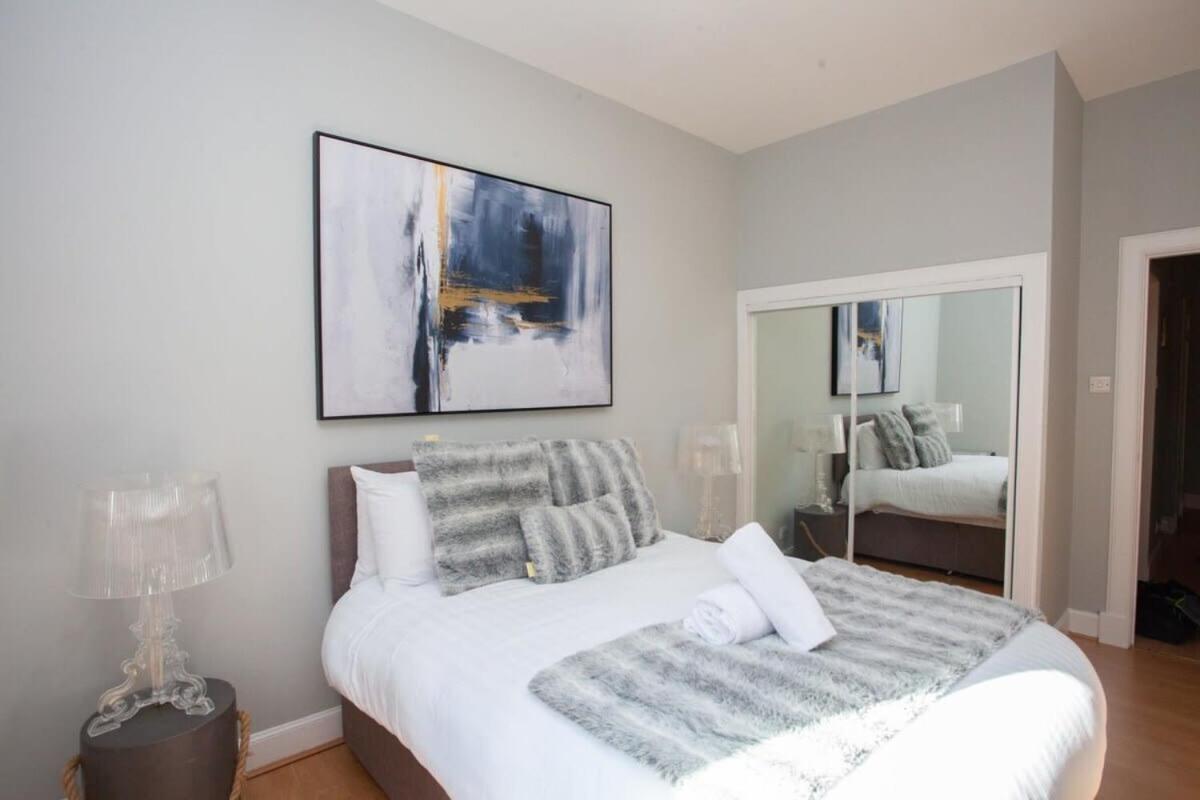 Holiday home Modern And Refurbished Flat In Merchant *