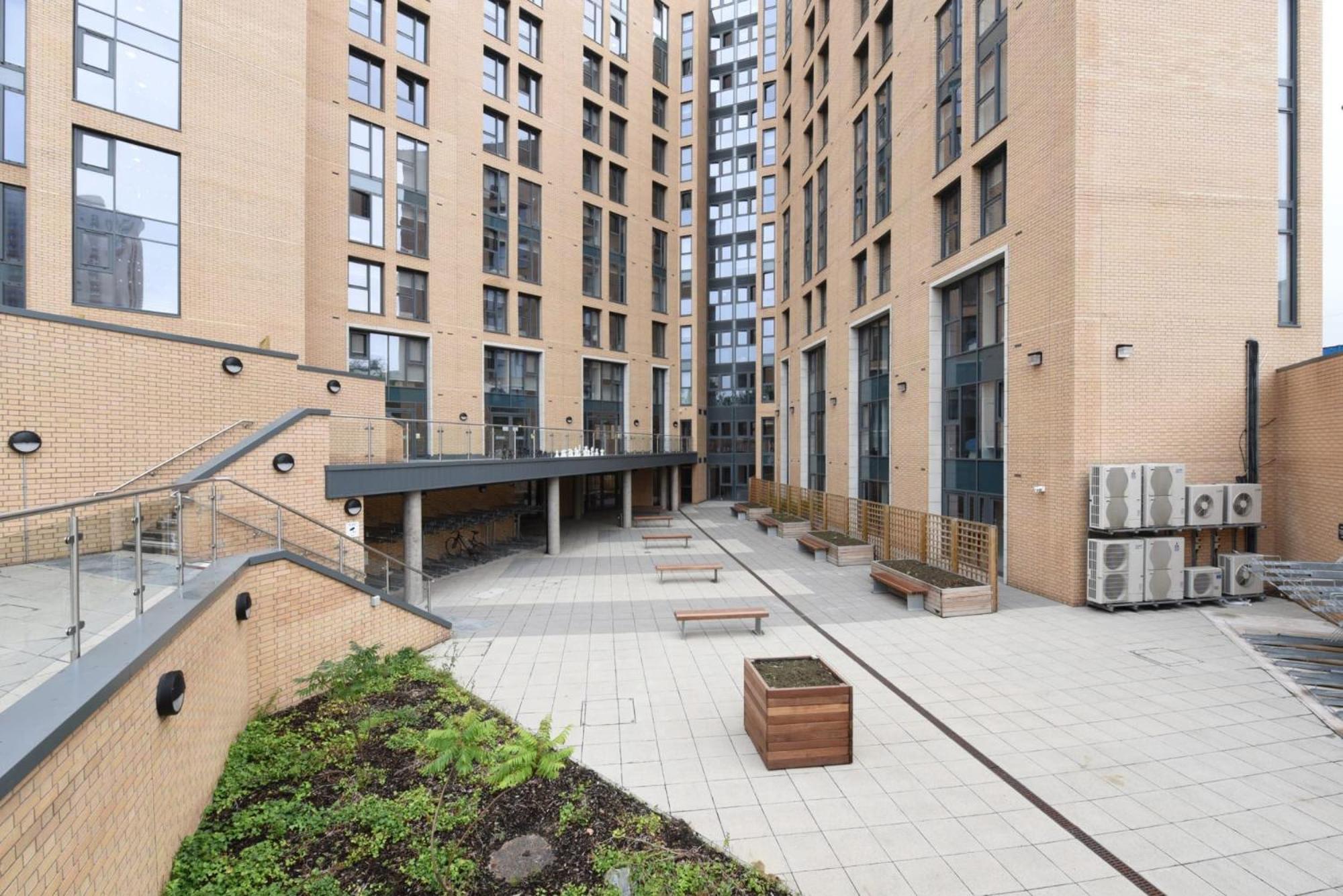 For Students Only Cosy Ensuite With Private Bathrooms At Dobbie's Point In Glasgow