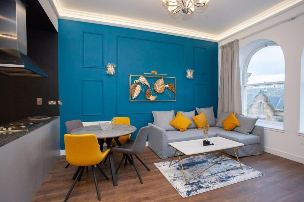Stunning One Bed With Parking In Centre * Glasgow