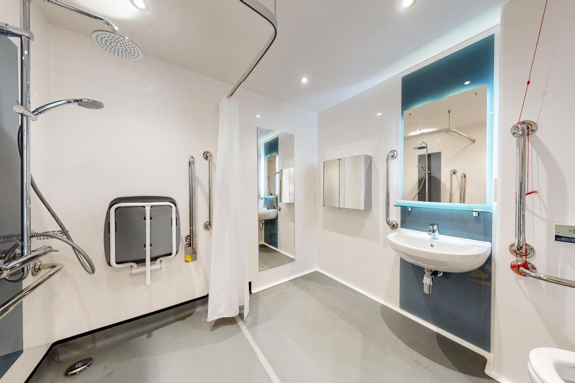 Canvas Glasgow: Private And With Shared Kitchen Near Centre Glasgow