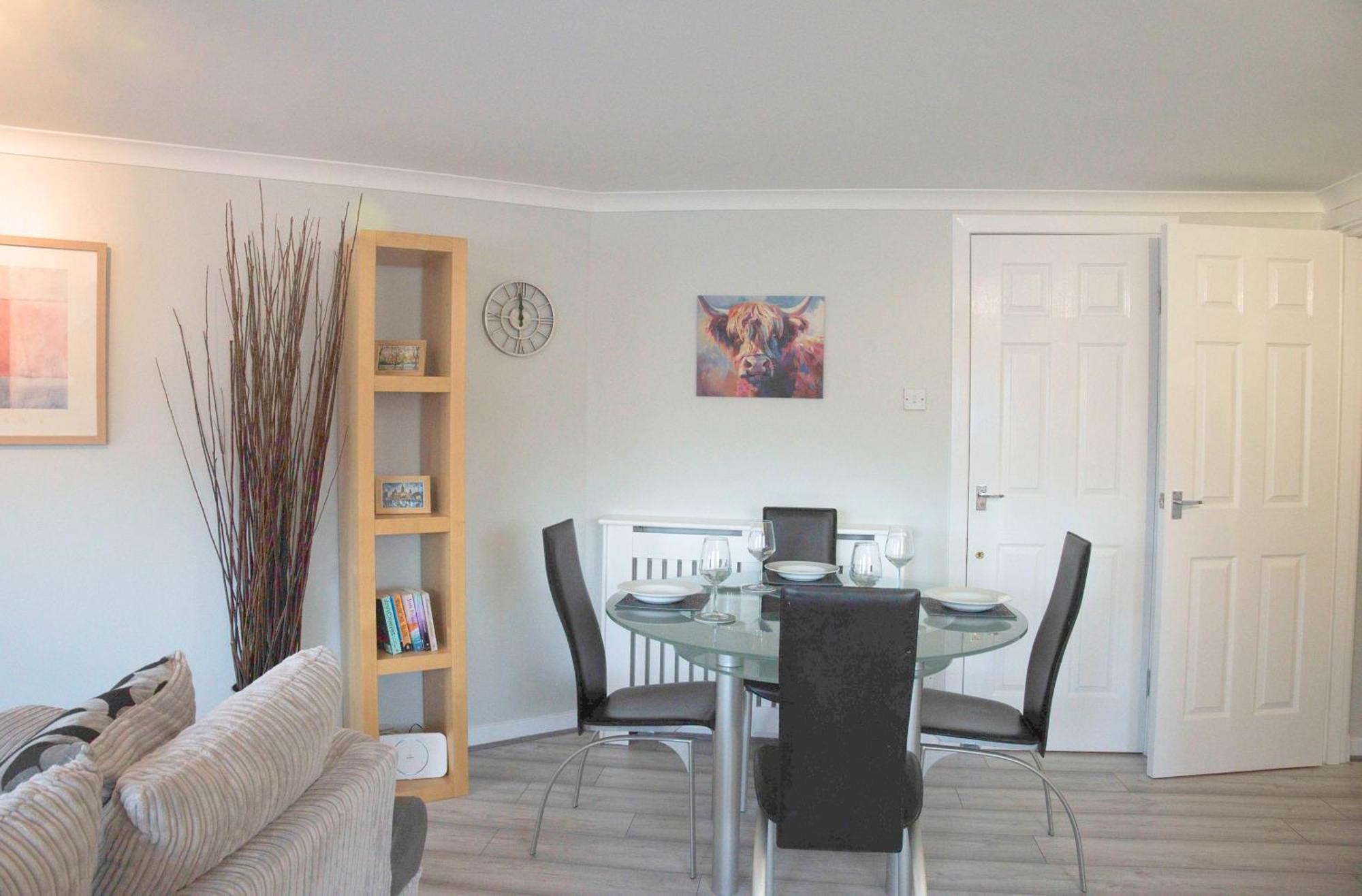 The Stables - Fabulous Stylish Flat In Merchant & Free Secure Parking Apartment *