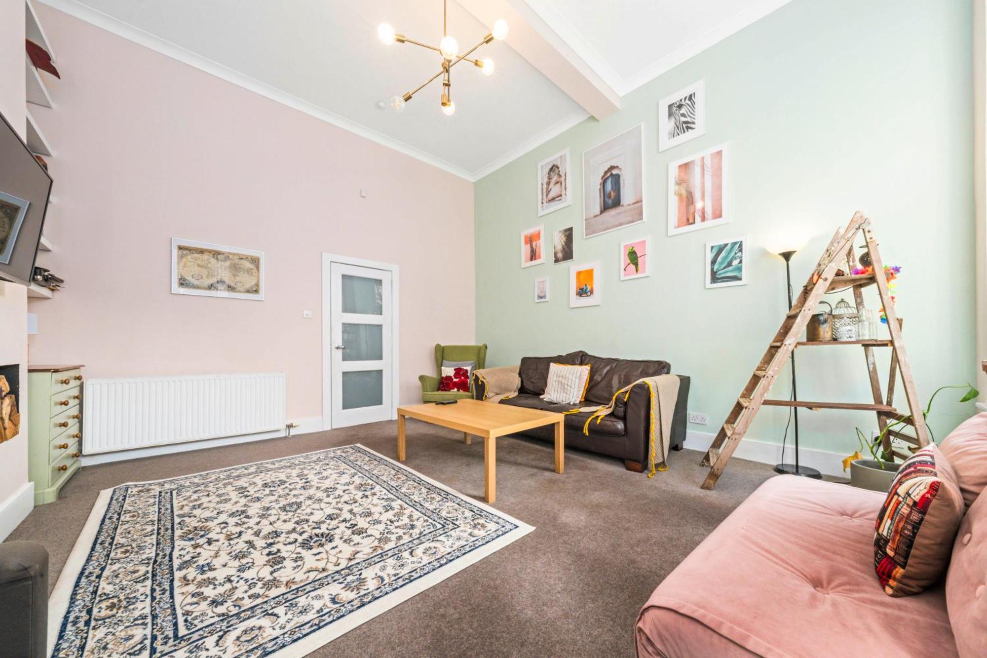 Unique Victorian In * Glasgow