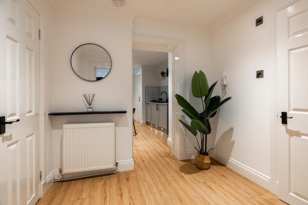 Stylish And Luxe 1 Bed - Prime West End * Glasgow