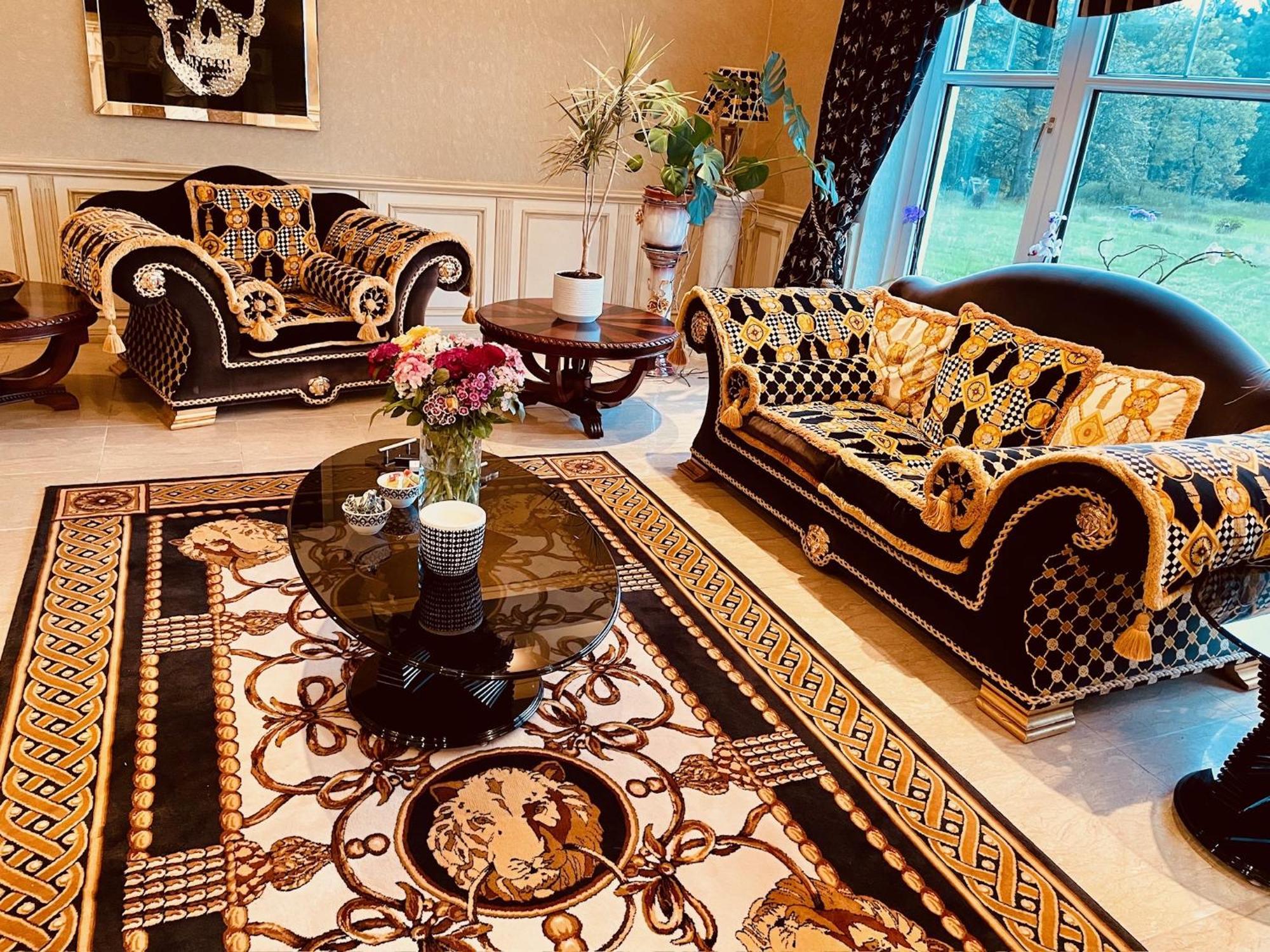 Homestay Finn Village Loch Lomond - Black With Private Jacuzzi-style Bath *