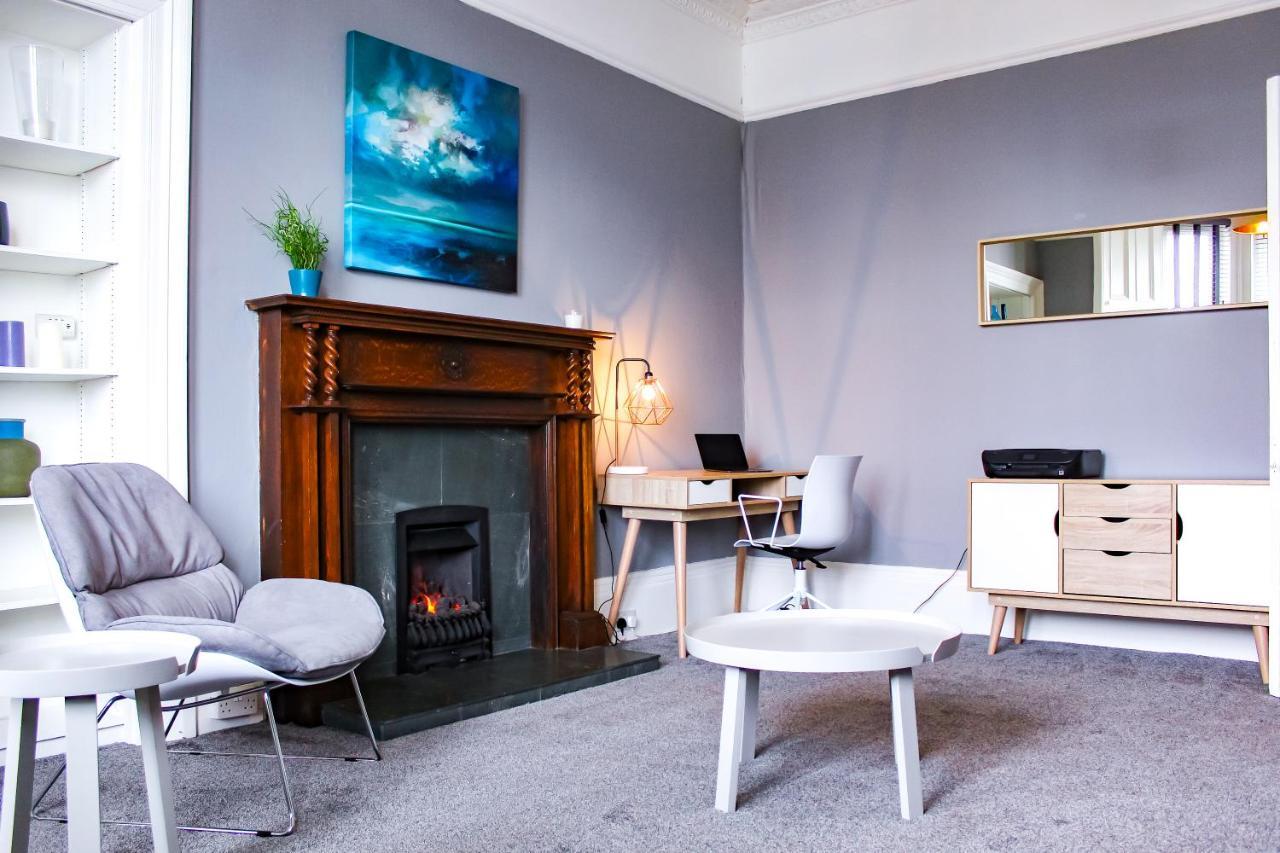 Anchored - Spacious In Glasgow's Southside Glasgow