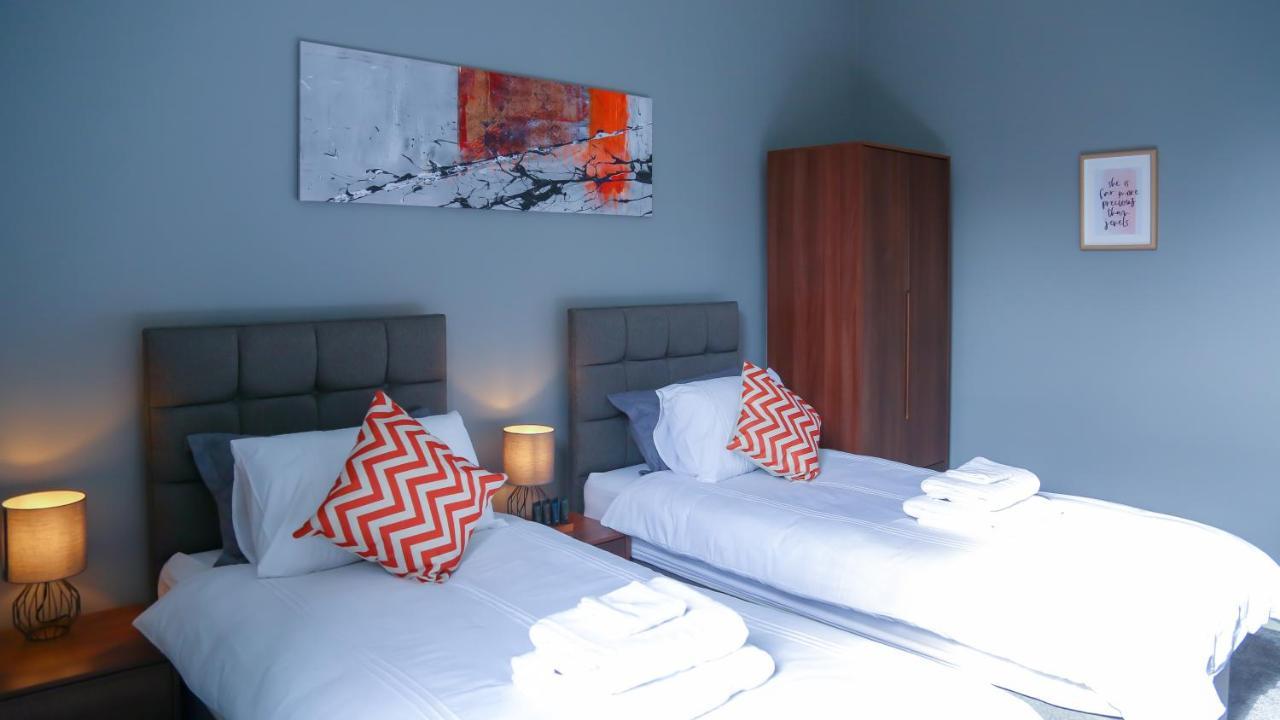Apartment Anchored - Spacious In Glasgow's Southside Glasgow
