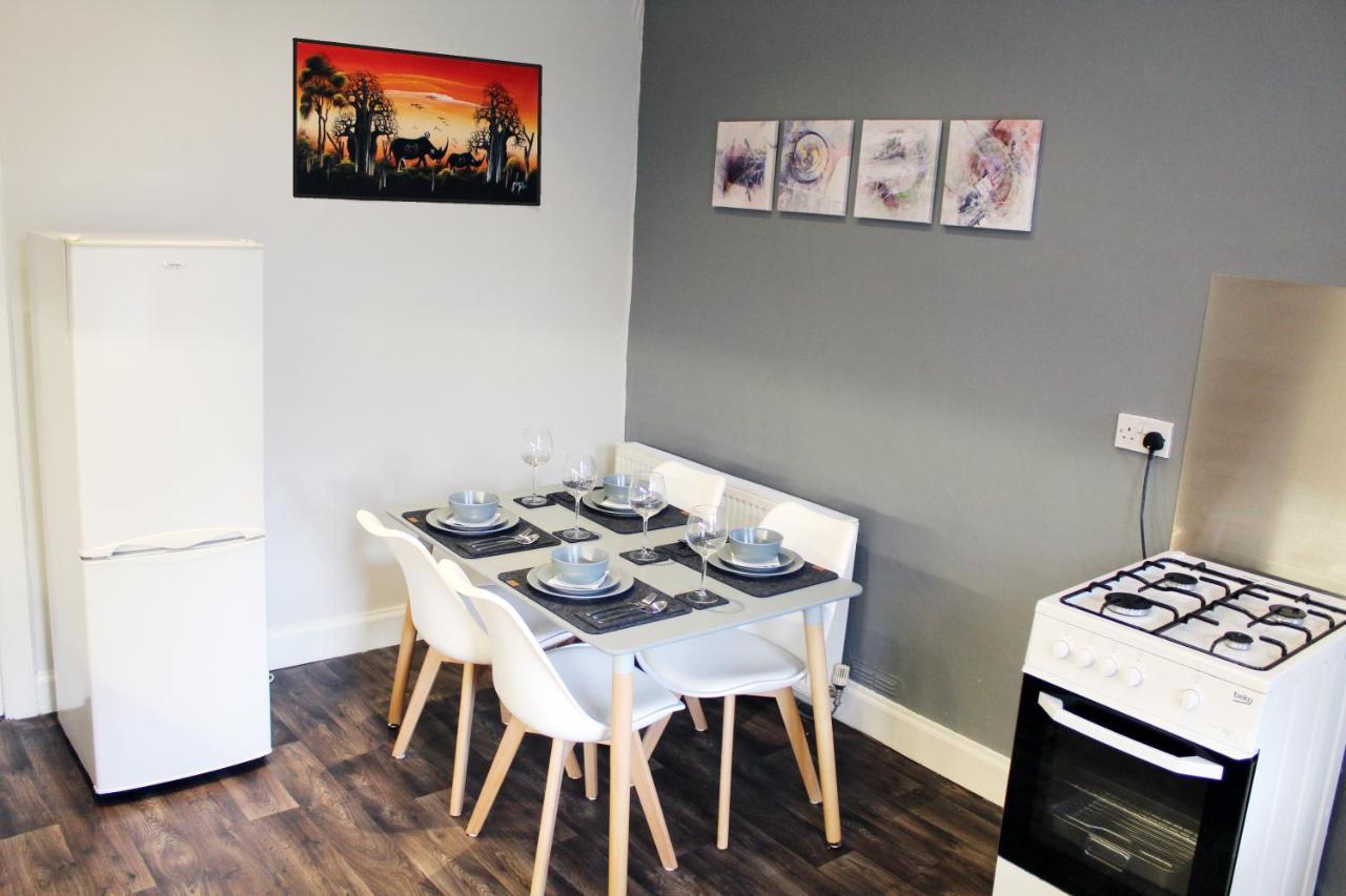 Anchored - Spacious In Glasgow's Southside Glasgow