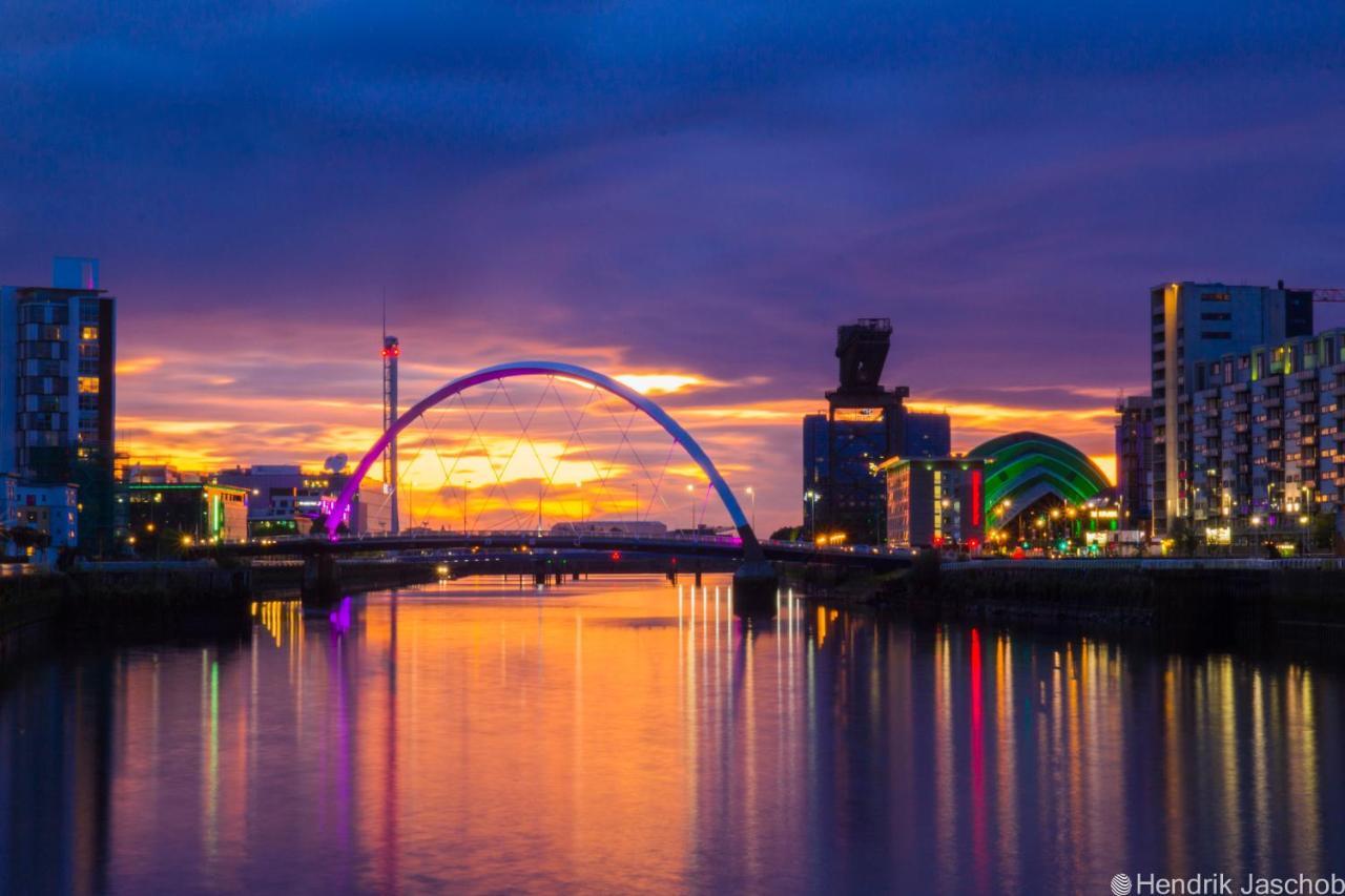 Anchored - Spacious In Glasgow's Southside Glasgow