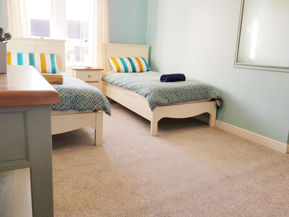 Three Bed In * Glasgow