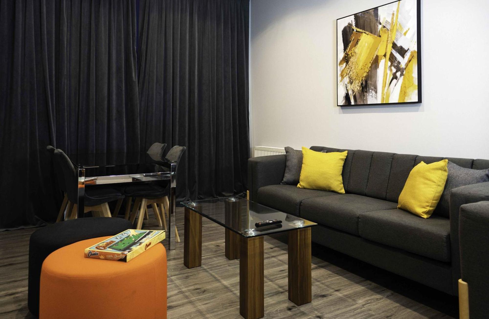 Aparthotel Vcity