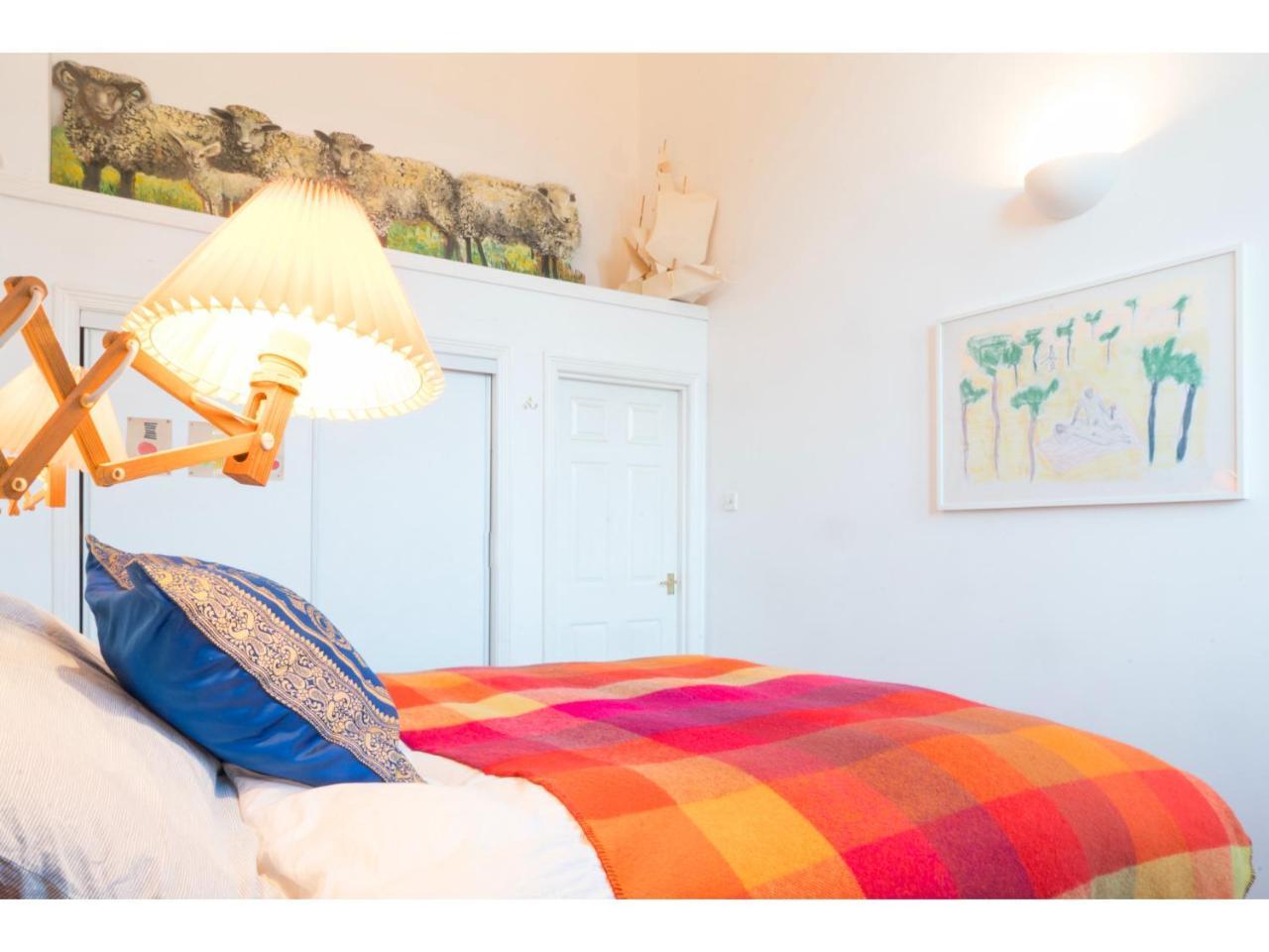 Beautifully Kept Mezzanine Flat ★school Of Art★ * Glasgow