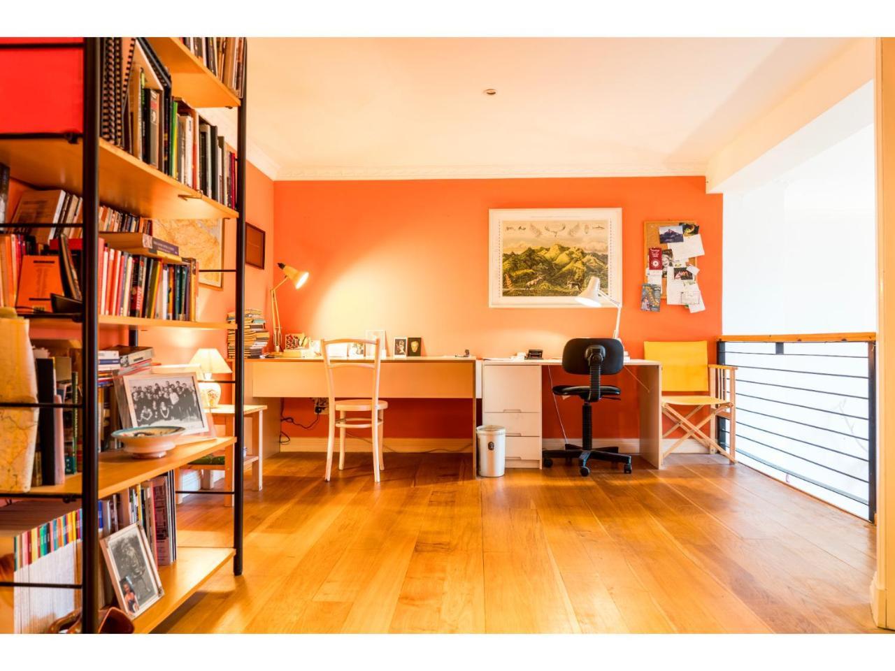 Beautifully Kept Mezzanine Flat ★school Of Art★ *