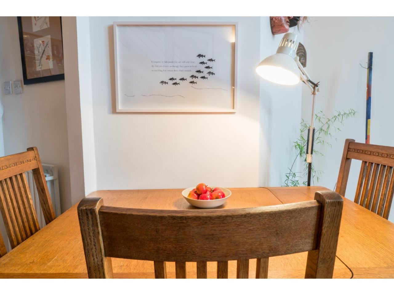 Apartment Beautifully Kept Mezzanine Flat ★school Of Art★